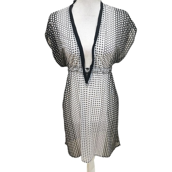Profiles by Gottex dolce vita mesh v neck Black & White Swim Cover-Up size small - Picture 3 of 14